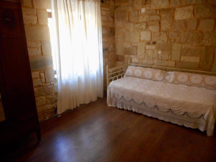 Image No.6-3 Bed Maisonette for sale
