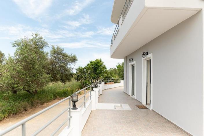 Image No.46-3 Bed Maisonette for sale