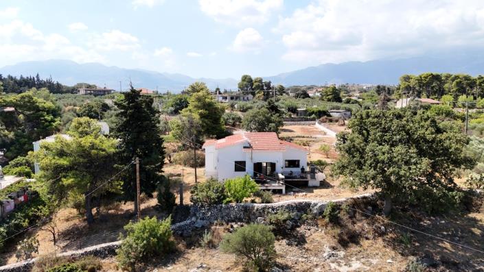 Image No.25-2 Bed Villa for sale