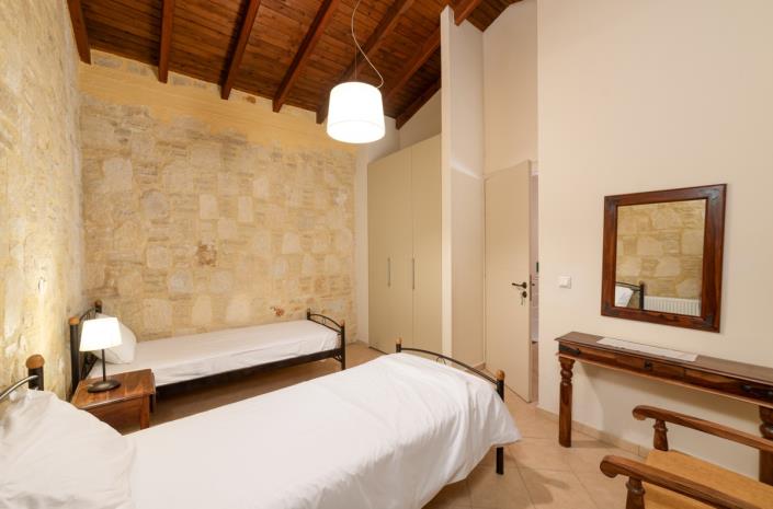 Image No.9-2 Bed Villa for sale