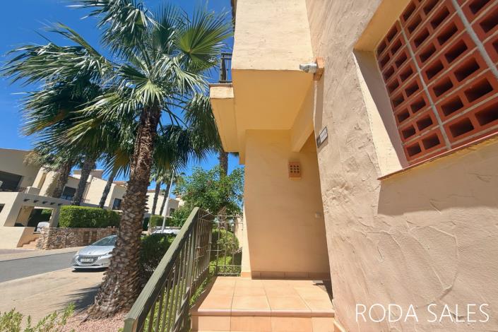 Image No.3-2 Bed Townhouse for sale