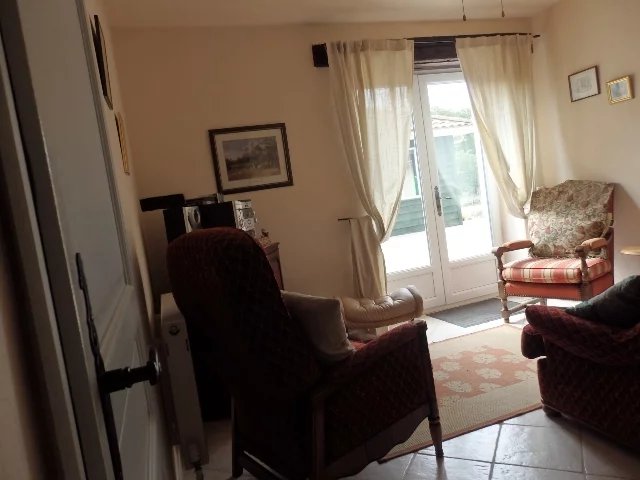 Image No.13-6 Bed House for sale