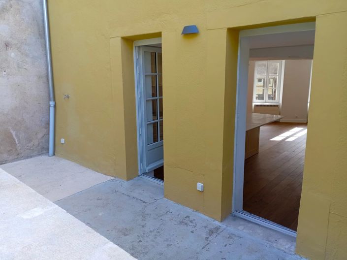 Image No.20-2 Bed House for sale