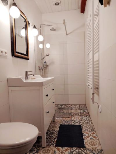 Image No.24-3 Bed House for sale