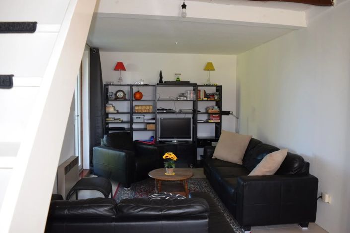 Image No.10-2 Bed House for sale