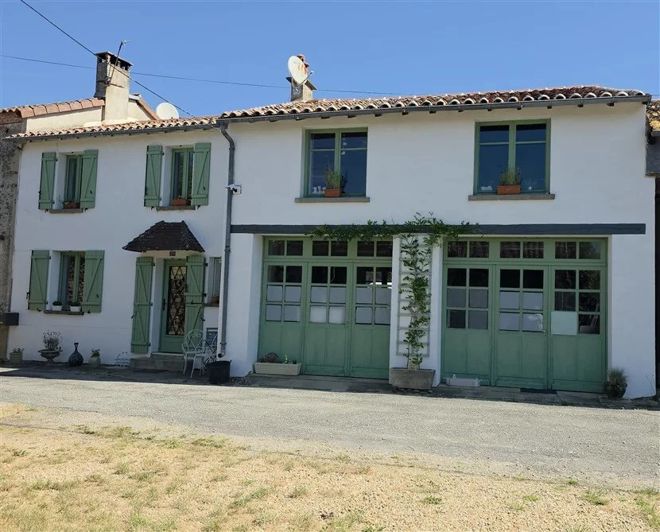 For Sale 4-Bed Home, Gardens, Cottage, Barns Droux (87)