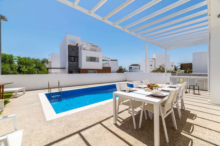 Image No.14-3 Bed Villa for sale