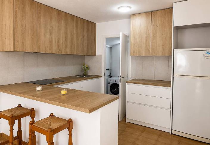 Image No.6-3 Bed Semi-Detached for sale