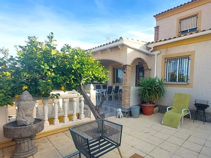 Image No.5-Villa / Independiente con 3 dormitorios en venta
