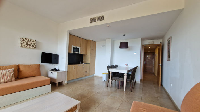 Image No.10-3 Bed Property for sale