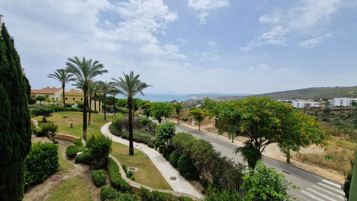 Image No.37-3 Bed Property for sale