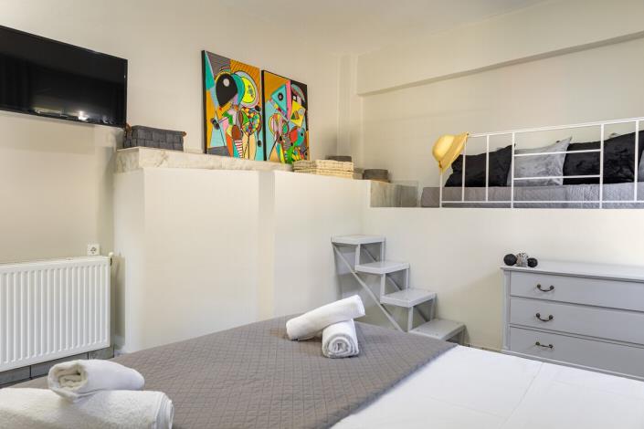 Image No.17-2 Bed House for sale