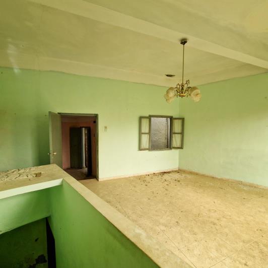 Image No.12-3 Bed Townhouse for sale