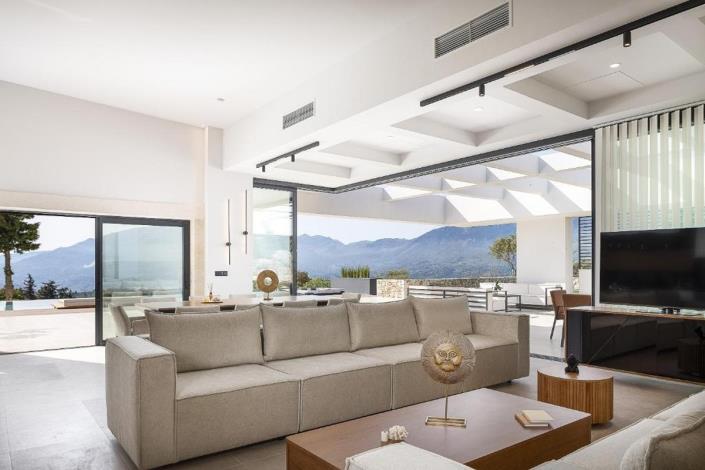 Image No.5-4 Bed House/Villa for sale
