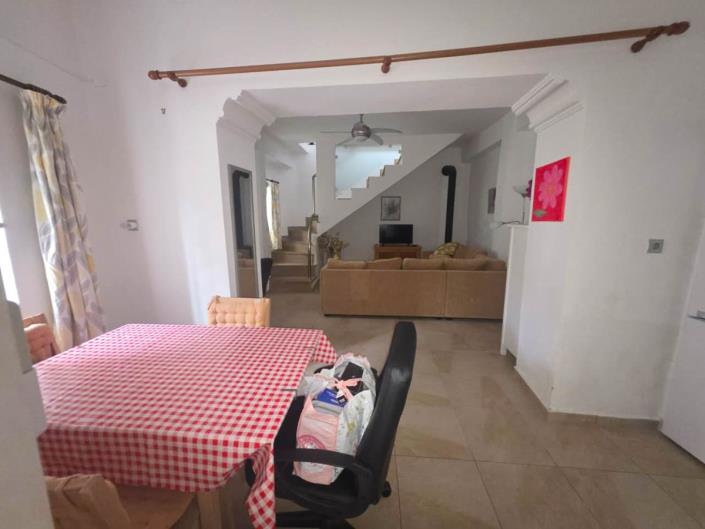 Image No.9-3 Bed Apartment for sale