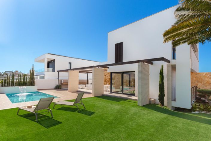 Image No.25-4 Bed Villa for sale