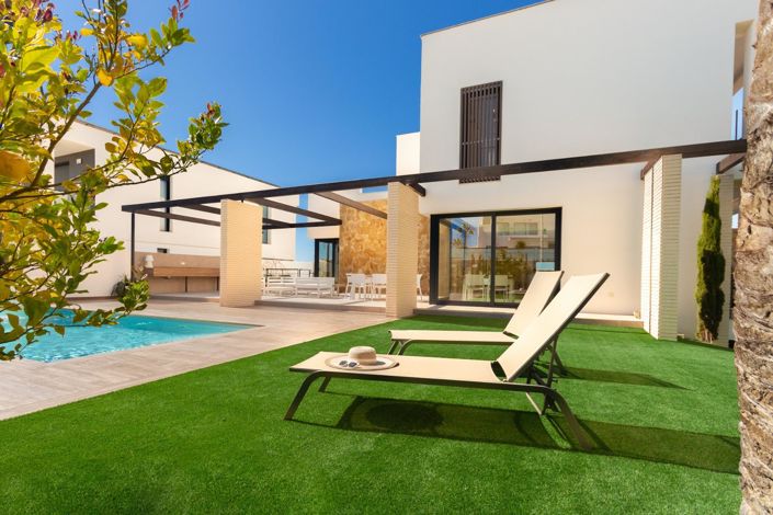 Image No.26-4 Bed Villa for sale