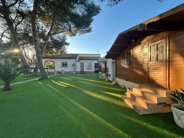 Image No.11-3 Bed Villa for sale