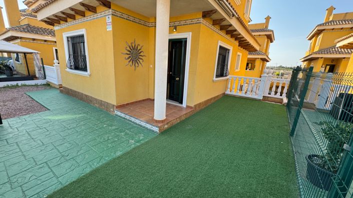 Image No.10-3 Bed Villa for sale
