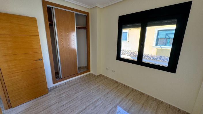 Image No.24-3 Bed Villa for sale