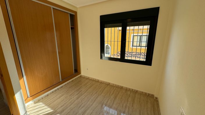 Image No.27-3 Bed Villa for sale