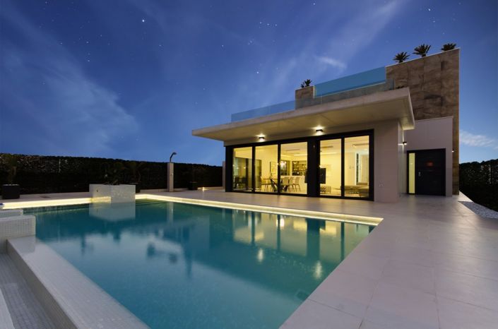Image No.2-4 Bed Villa for sale