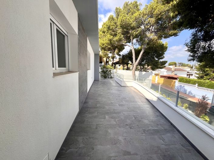Image No.25-Villa con 6 dormitorios en venta