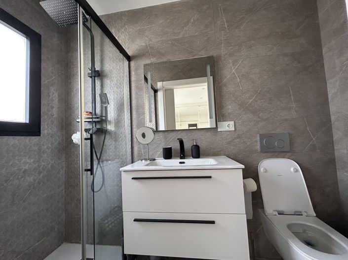 Image No.40-3 Bed Villa for sale