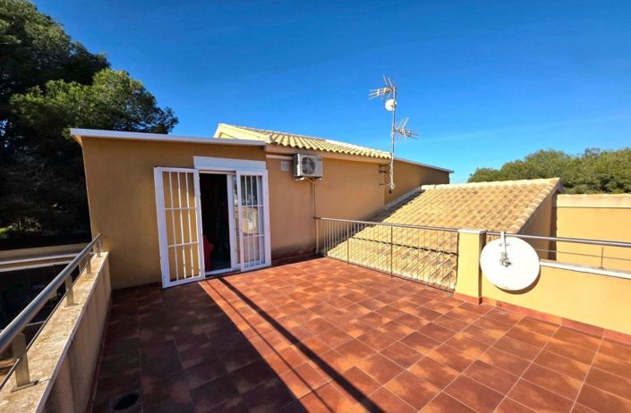 Image No.19-5 Bed Villa for sale