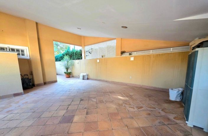 Image No.30-5 Bed Villa for sale