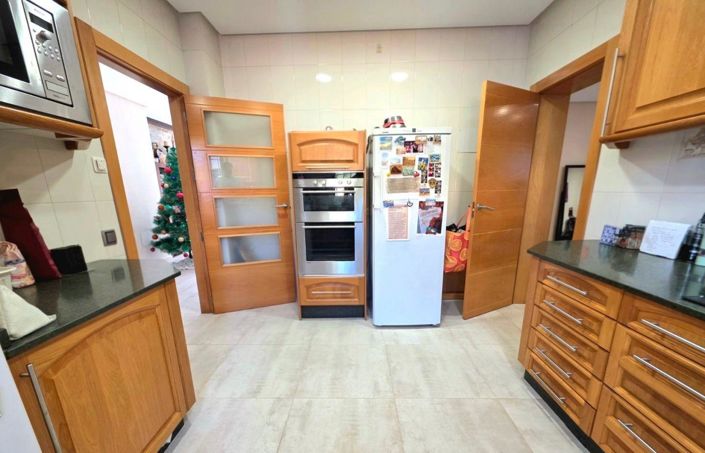 Image No.6-5 Bed Villa for sale