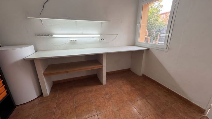 Image No.28-5 Bed Villa for sale