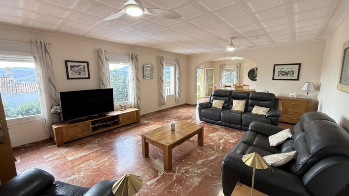 Image No.6-5 Bed Villa for sale
