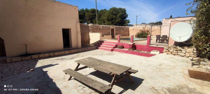 Image No.30-6 Bed Property for sale