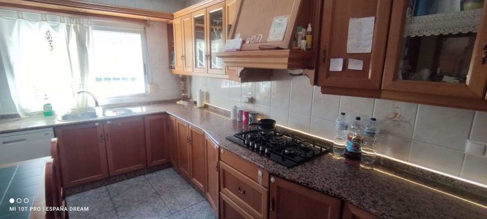 Image No.4-6 Bed Property for sale