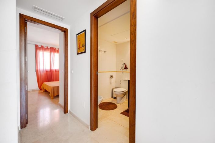 Image No.11-2 Bed Apartment for sale