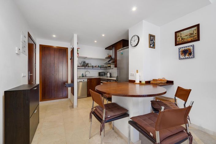 Image No.22-2 Bed Apartment for sale