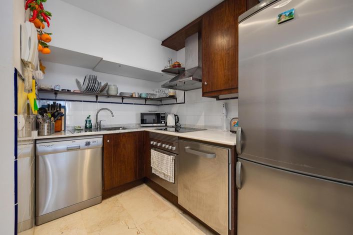 Image No.24-2 Bed Apartment for sale