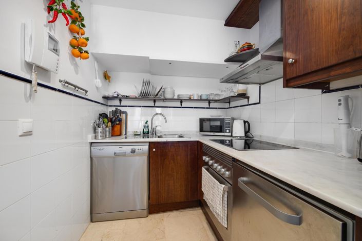 Image No.25-2 Bed Apartment for sale