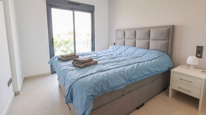 Image No.11-2 Bed Bungalow for sale