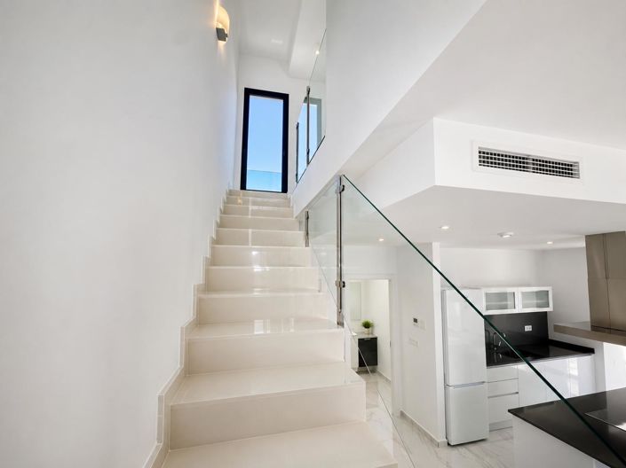 Image No.6-3 Bed Villa for sale
