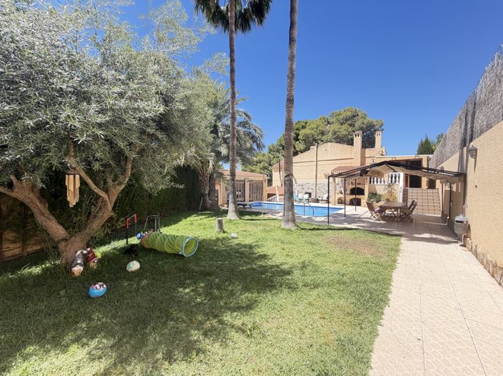 Image No.7-4 Bed Villa for sale
