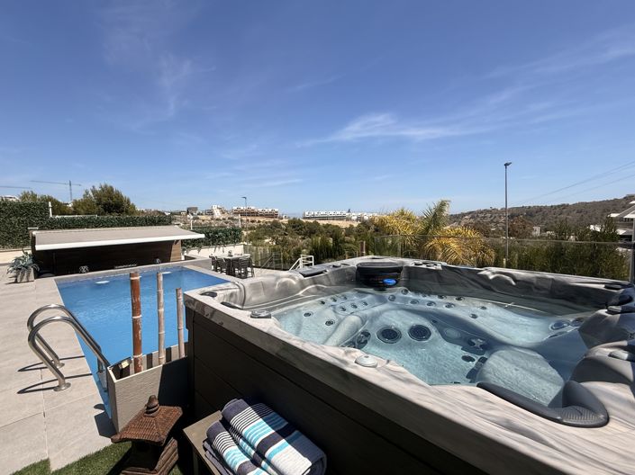 Image No.34-3 Bed Villa for sale