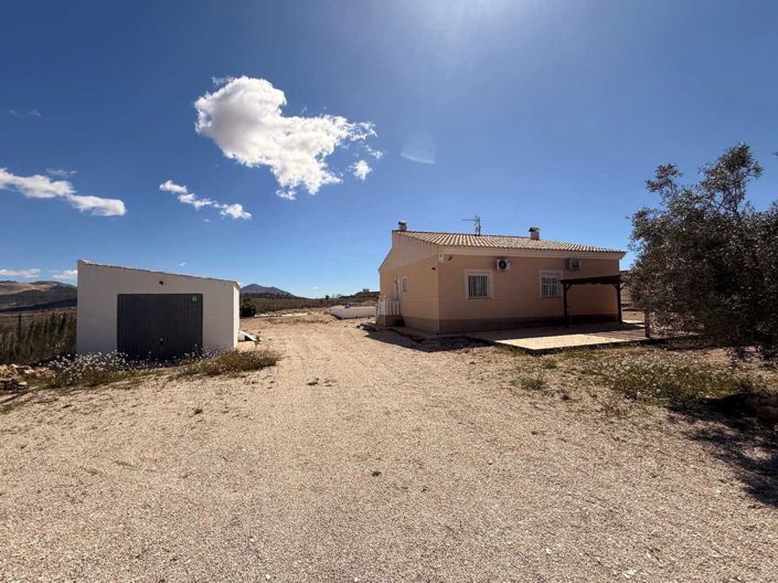 Image No.6-3 Bed Villa for sale