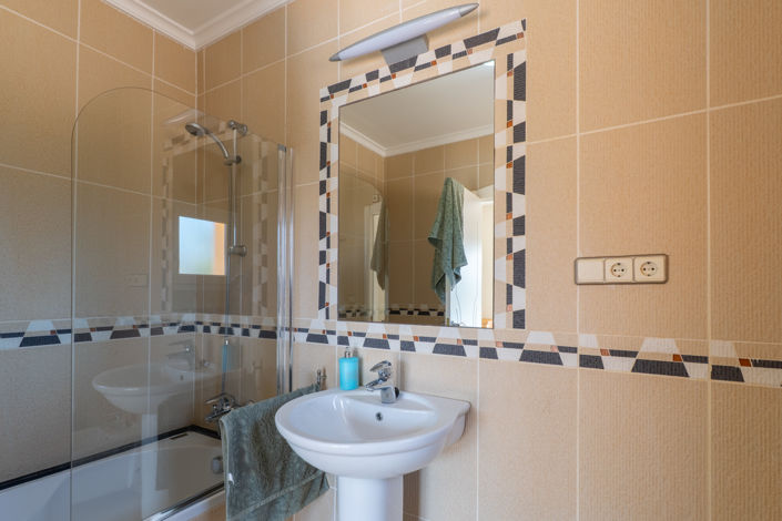 Image No.8-3 Bed Villa for sale