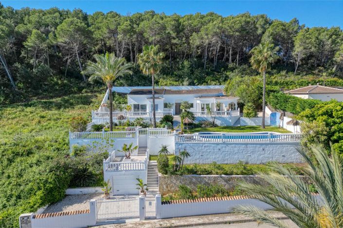 Image No.29-3 Bed Villa for sale