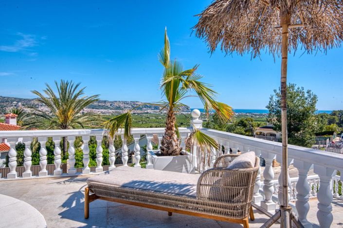 Image No.3-3 Bed Villa for sale