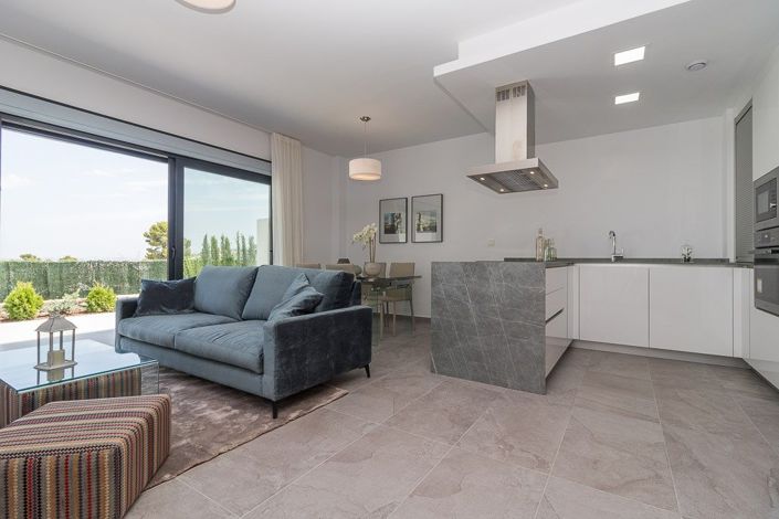 Image No.8-2 Bed Bungalow for sale