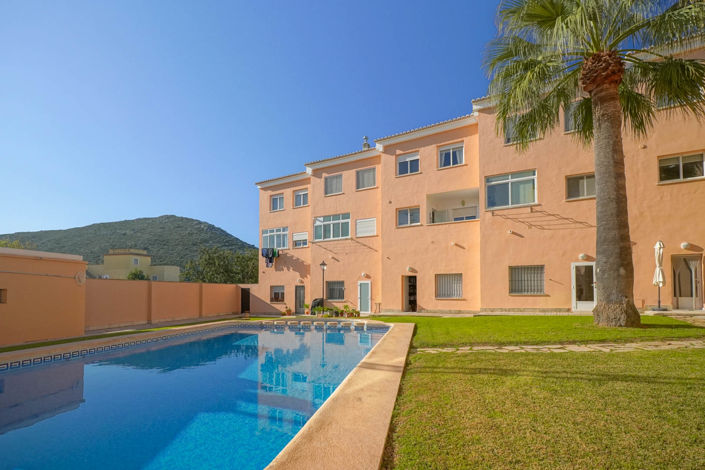 Image No.2-3 Bed Townhouse for sale