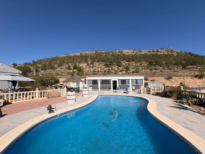 Image No.7-4 Bed Villa for sale